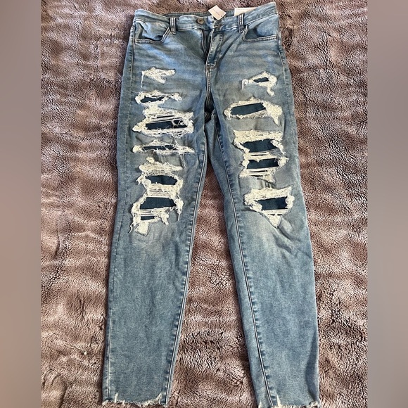 SOLD - Picture 4 of 5